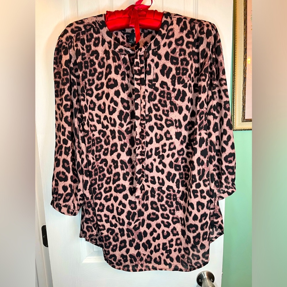 Torrid top animal print 3/4 button sleeves size 2X